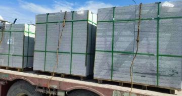 保定 芝麻白花岗岩地铺石装车日常