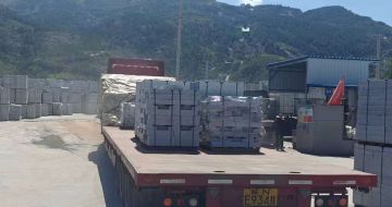 保定 芝麻白仿形路沿石，直形路沿石