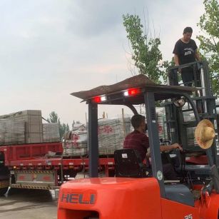 保定 黄金麻冰裂纹，地铺石装车