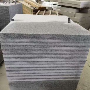 保定 芝麻白5公分火烧地铺成品，900*400，规格可定制