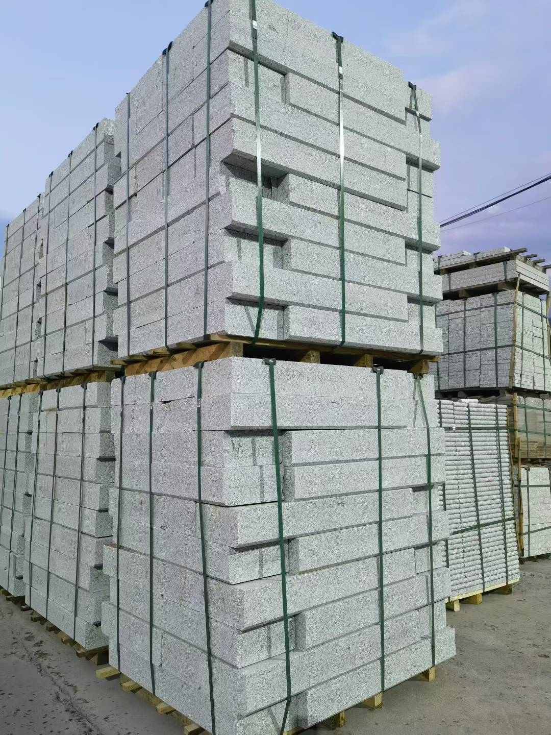 保定 芝麻白花岗岩路沿石，路缘石，路肩石，道牙，立缘石，马路牙子，街沿石，侧石等