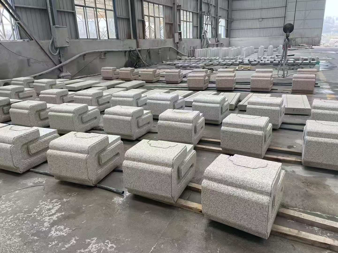 保定 白麻花岗岩异形加工-石凳，坐凳