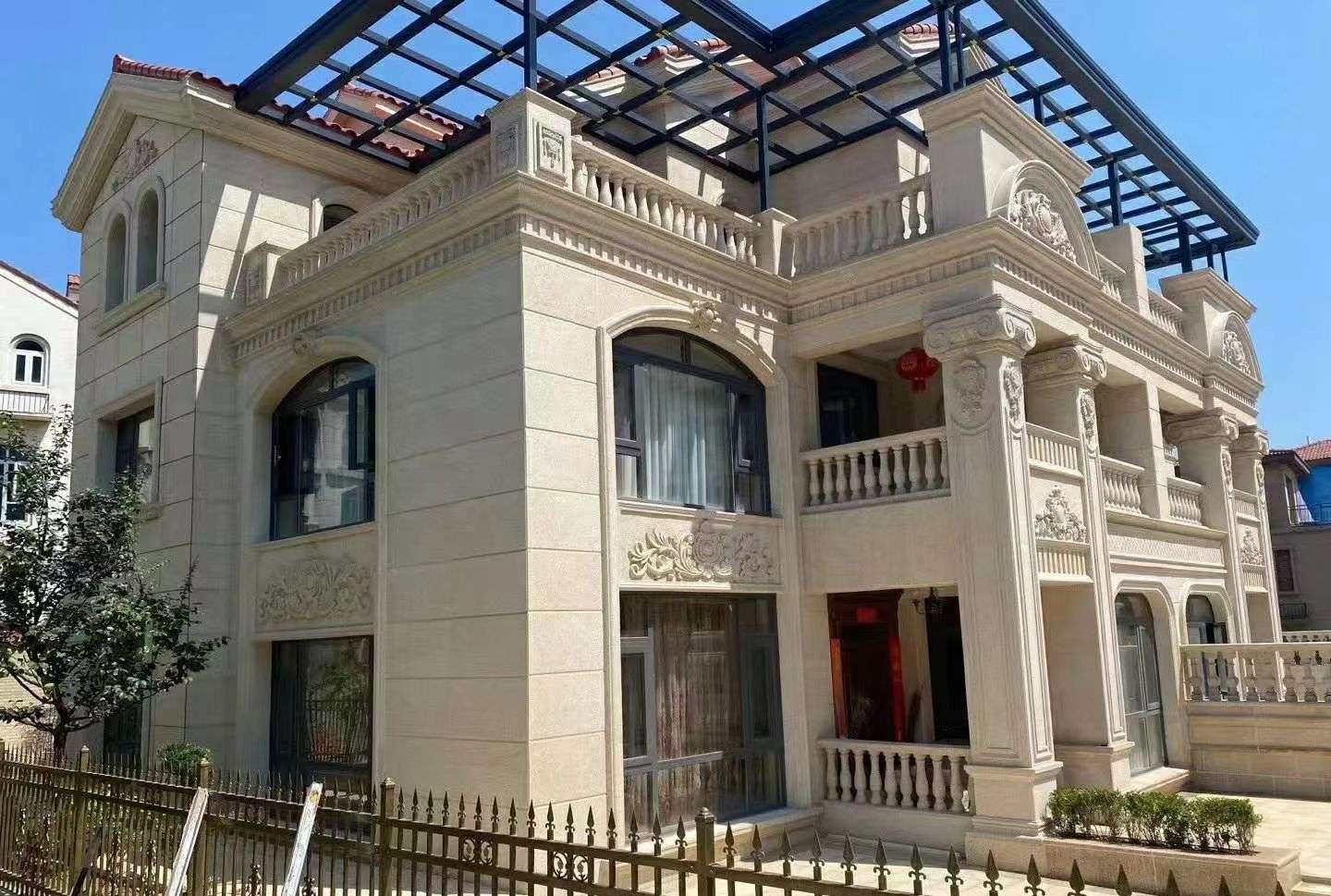 保定 黄金麻花岗岩荔枝面别墅外墙干挂