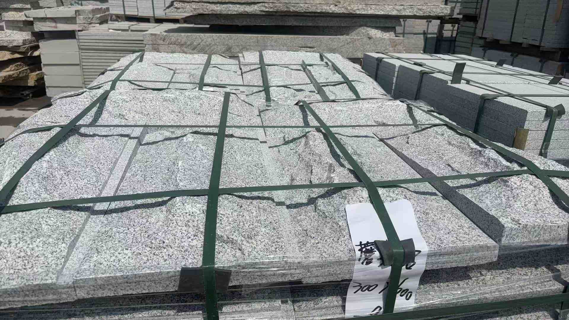 保定 芝麻白蘑菇石成品