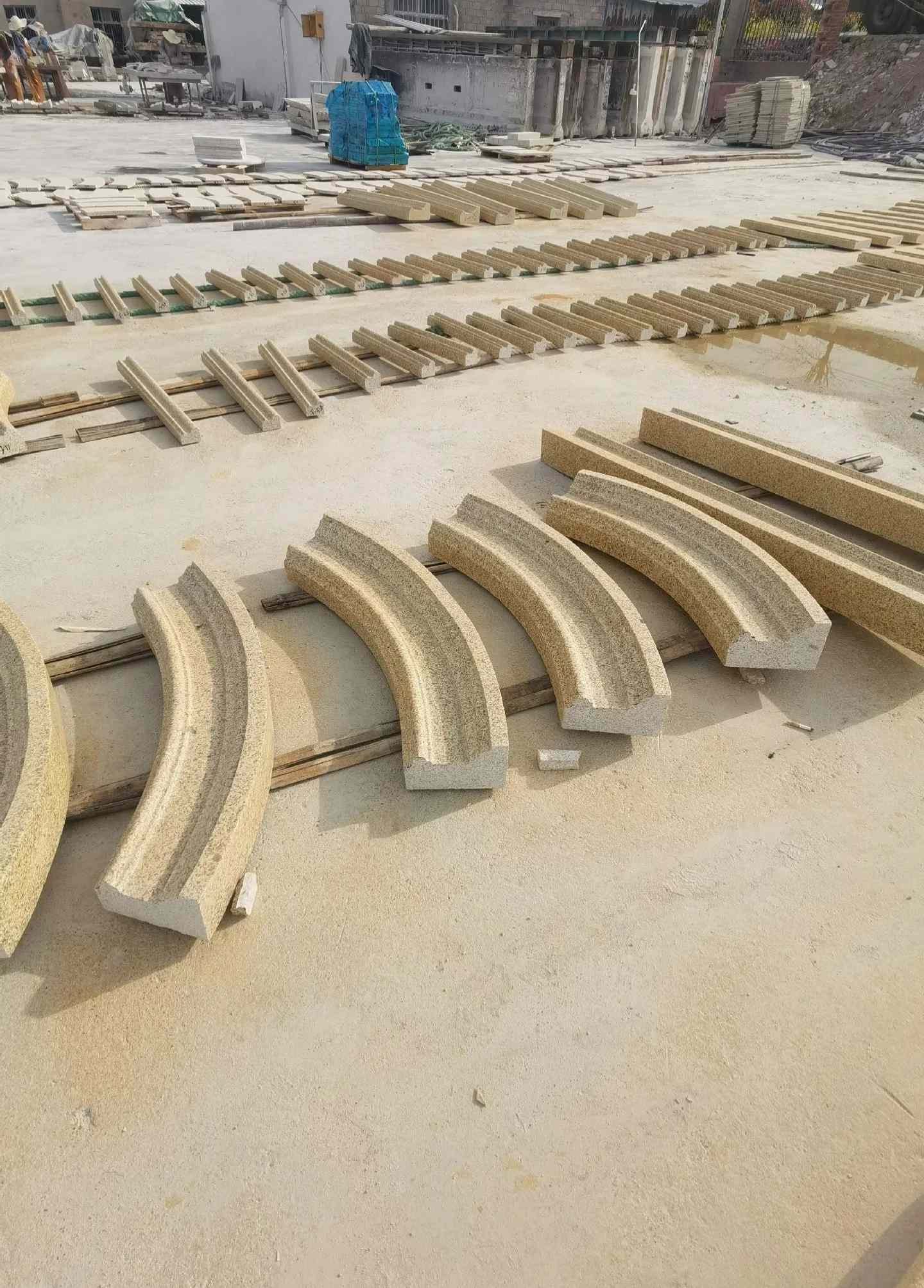 保定 黄金麻花岗岩别墅线条