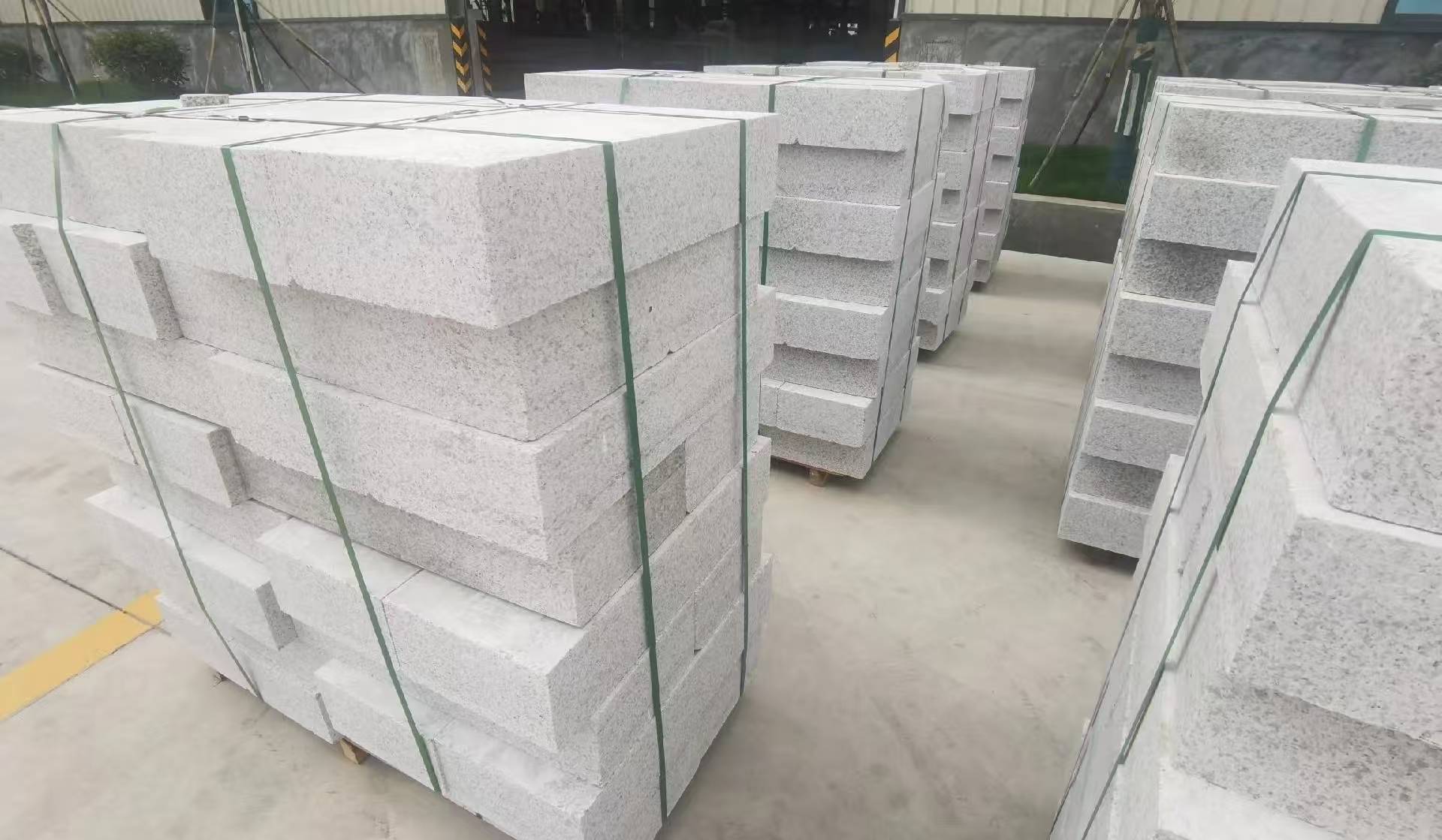 保定 白麻花岗岩路沿石，立缘石，平缘石，路牙石，道牙石，马路牙子等