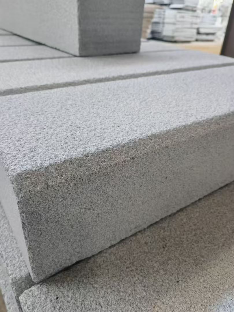 保定 芝麻灰荔枝面路沿石