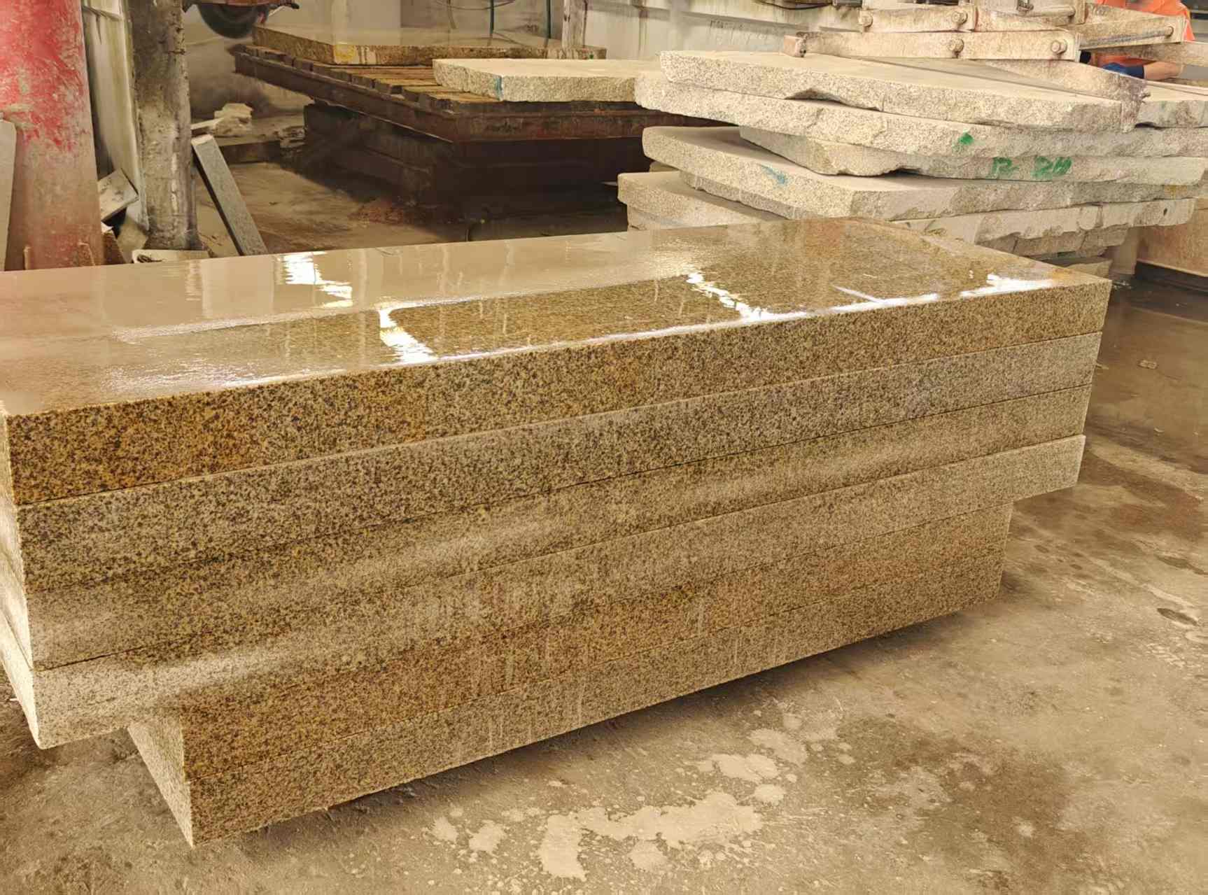 保定 黄金麻栏杆料半成品加工中